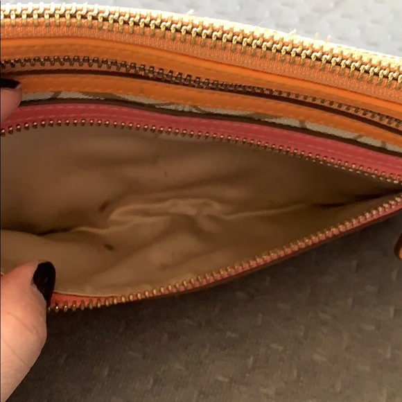 Coach wristlet - Picture 6 of 6